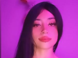 adelynee 